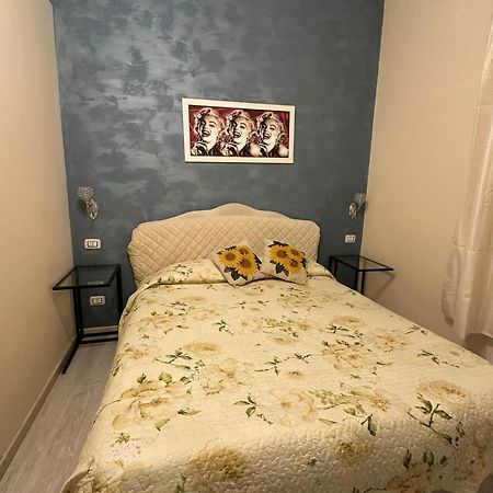 Marcelina Holidays Rooms ローマ エクステリア 写真