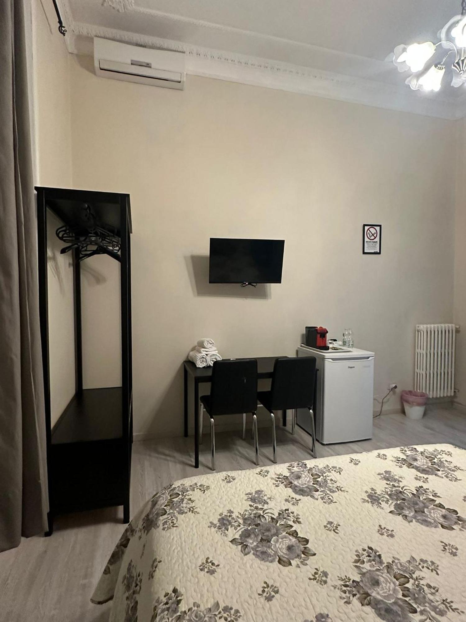 Marcelina Holidays Rooms ローマ エクステリア 写真