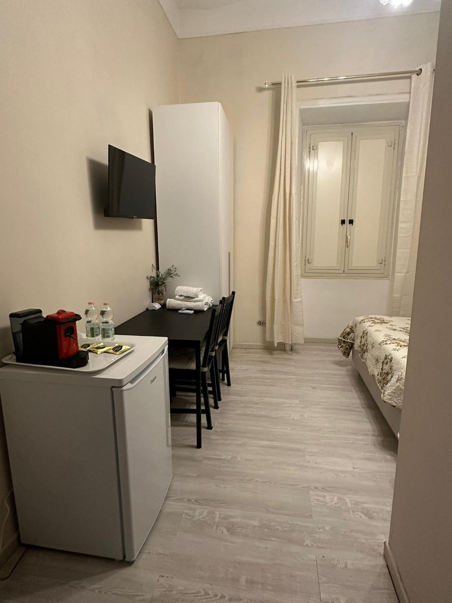 Marcelina Holidays Rooms ローマ エクステリア 写真