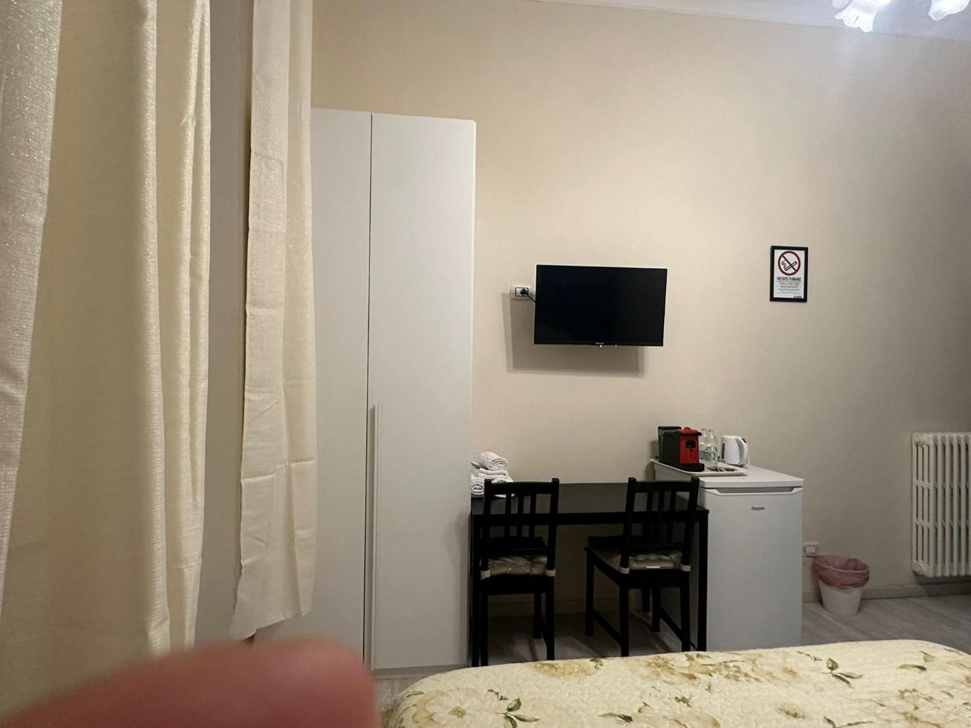 Marcelina Holidays Rooms ローマ エクステリア 写真